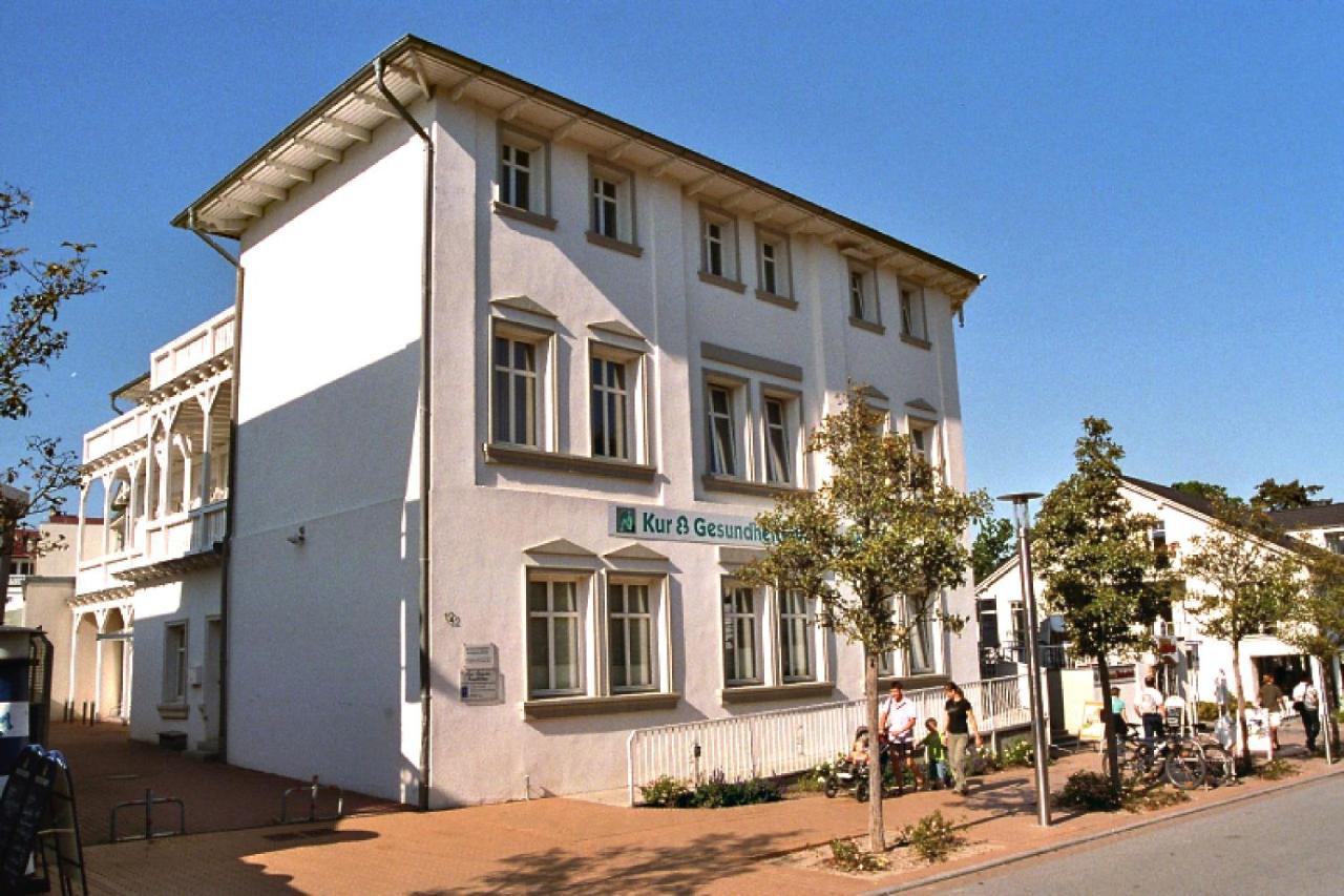 Ferienwohnung Mit Schwimmbadnutzung In Sellin - Haus Strandeck Fewo 14 괴렌 외부 사진