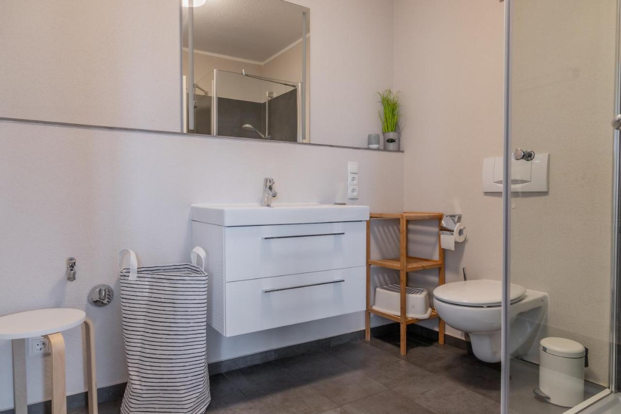 Ferienwohnung Mit Schwimmbadnutzung In Sellin - Haus Strandeck Fewo 14 괴렌 외부 사진