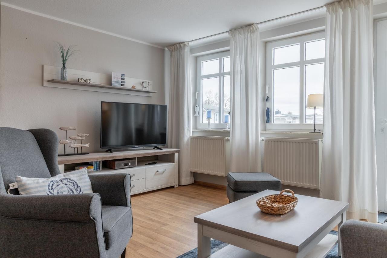Ferienwohnung Mit Schwimmbadnutzung In Sellin - Haus Strandeck Fewo 14 괴렌 외부 사진