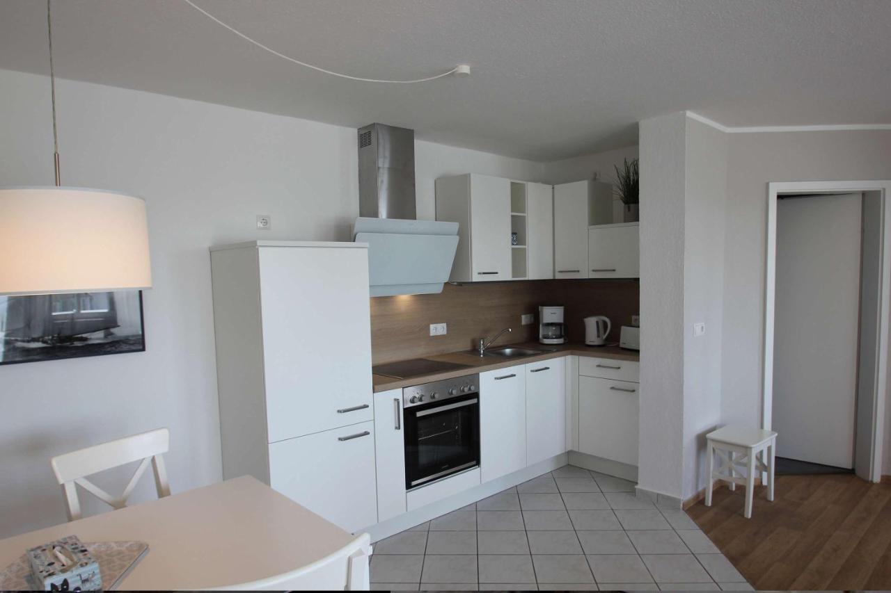 Ferienwohnung Mit Schwimmbadnutzung In Sellin - Haus Strandeck Fewo 14 괴렌 외부 사진